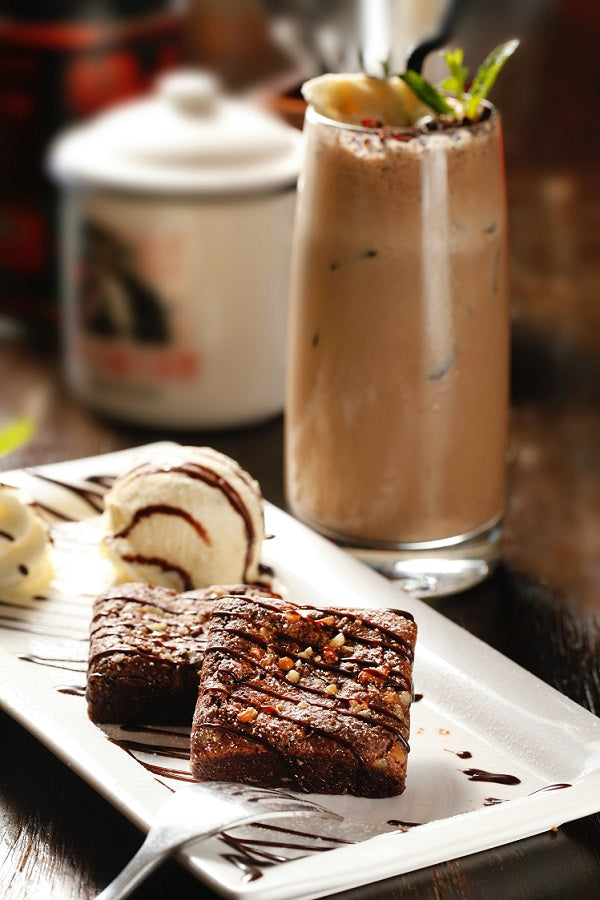 Coco-Rum 🥥🥃 Brownie Bites!